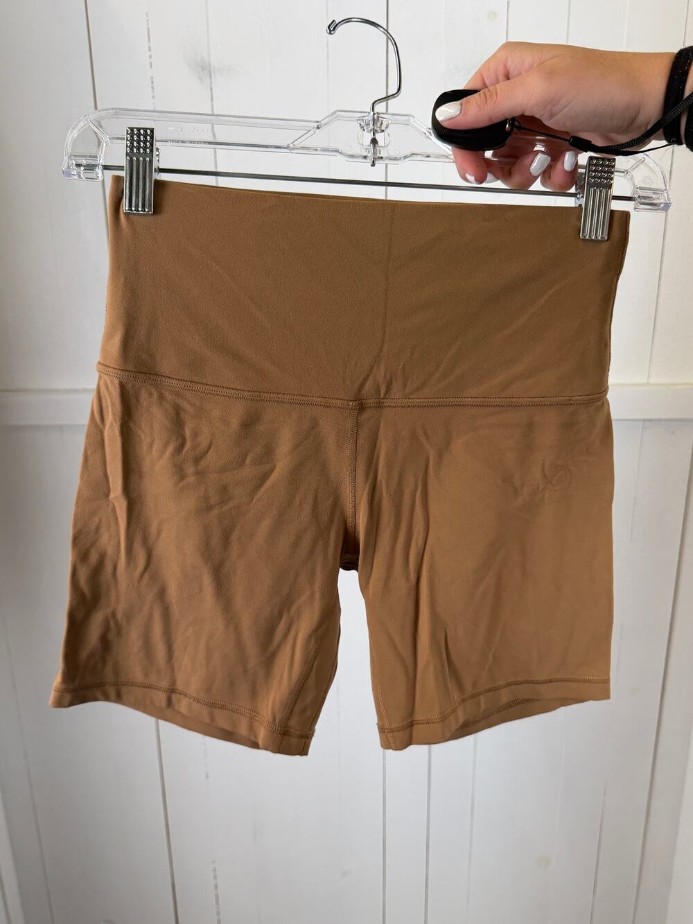 Lululemon Biker Shorts Brown Size 6 Nylon Excellent Condition